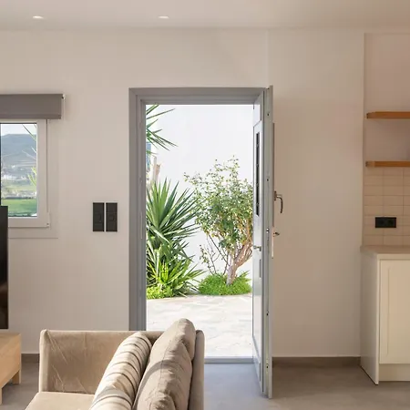 Parosdise Luxury Suites מראה חיצוני תמונה